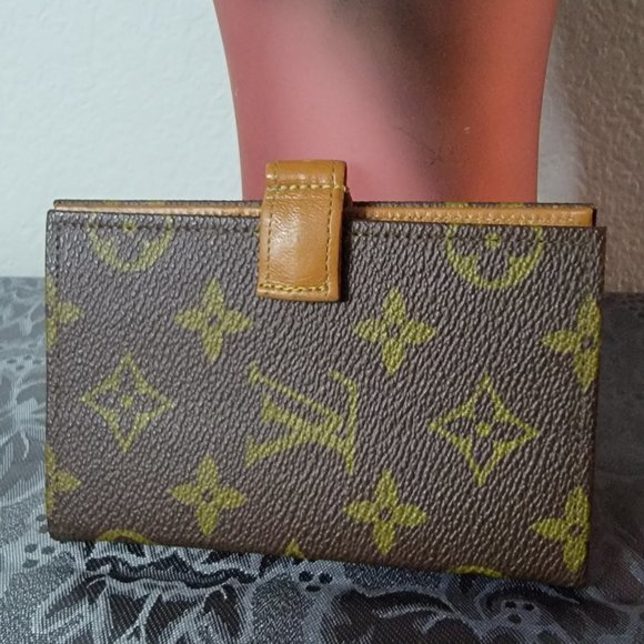 Louis Vuitton Accessories - Louis Vuitton Card/Notebook Holder